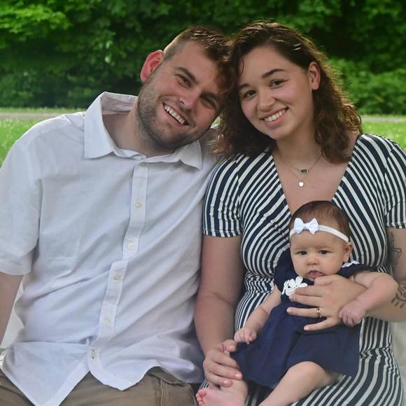 Meet your Posher, Sierra - Picture 1 of 1